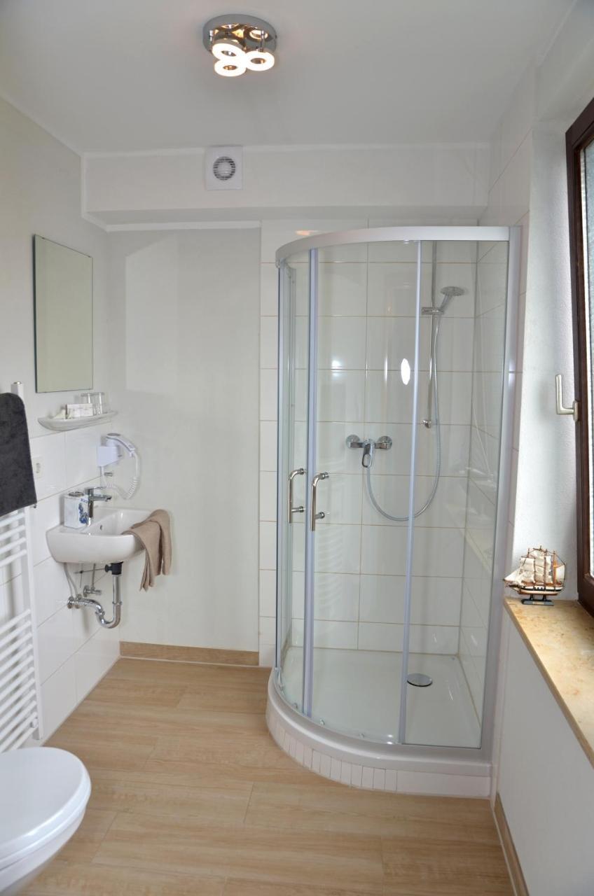 Hotel Zur Seerobbe Cuxhaven Ngoại thất bức ảnh